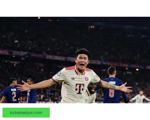 金玟哉荣膺德甲赛季最佳潜力新星，未来发展值得关注