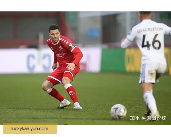 范戴克迎来国家队出场里程碑，表现稳健备受关注