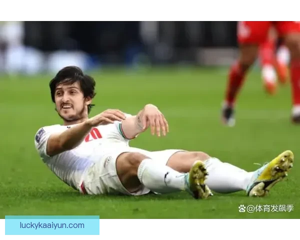 阿兹蒙射门方式多样，近期表现稳健